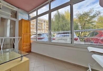 Möblierte 3-Zimmer-Wohnung im EG mit Loggia nahe Strand in Sonnenstrand 