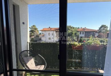 Spacious 1-Bedroom Sea-View Apartment in Gated Complex, Trakata