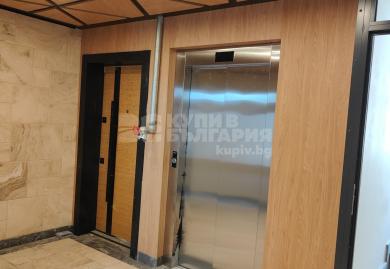 Тристаен апартамент в новопостроена сграда в кв. Погреби