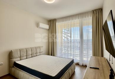 Обзаведен двустаен под наем в C-MAX CENTER