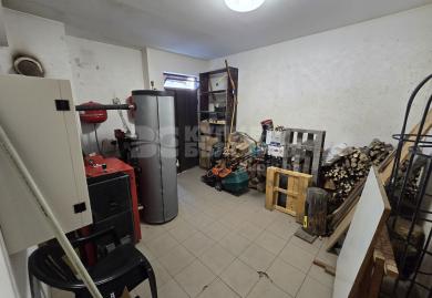 Къща в Свети Влас с панорама море: 4 спални, двор и термопомпа