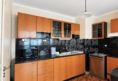Geräumige Vierzimmerwohnung in Ovcha Kupel 1, Sofia