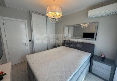 Elegantes Zwei-Zimmer-Apartment mit Designer-Interieur bester Lage in Sofia