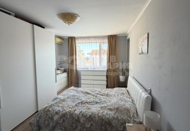 Spacious 1-Bedroom Sea-View Apartment in Gated Complex, Trakata