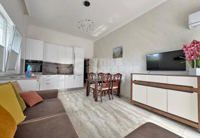 Möblierte 2-Zimmer-Erdgeschosswohnung mit großer Terrasse in Sonnenstrand