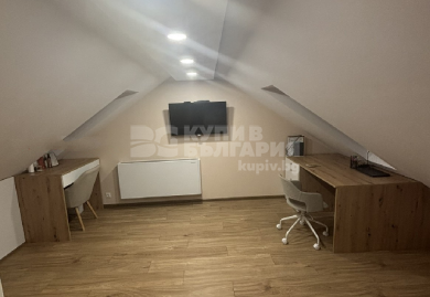 Modernes Maisonette-Reihenhaus mit Privatgarten & Wärmepumpe in Sofia