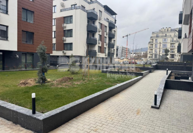 Designer-Dreizimmerwohnung mit Panoramablick auf das Vitosha-Gebirge, Sofia