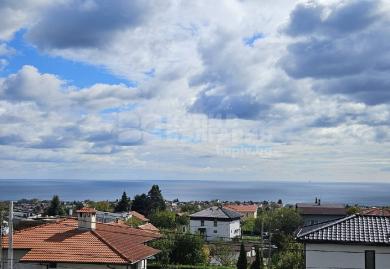 Атрактивен ъглов парцел с морска панорама в м-т Горна Трака