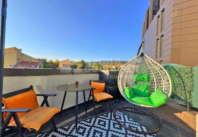 Stilvolle 2-Zimmer-Wohnung nah am Meer mit XXL-Terrasse in Sonnenstrand