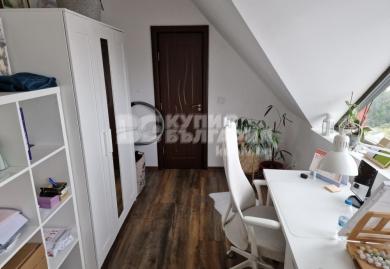 Möblierte Vierzimmerwohnung in Gardova Glava - Sofia