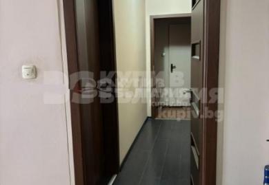 Möblierte Dreizimmerwohnung im Bezirk Iztok, Sofia