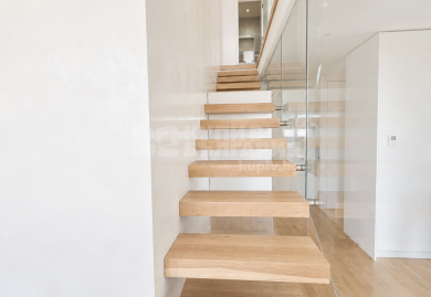 Einzigartige Maisonette auf drei Ebenen mit Meerblick in Varna