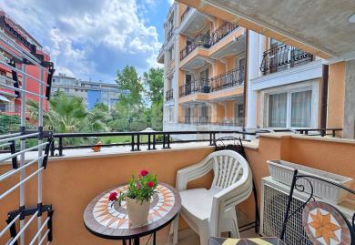 Ready-to-Move 2-Room Apartment with Pool in Sunny Beach