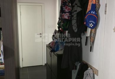 Предлагаме за продажба тристаен апартамент в квартал Младост 2 