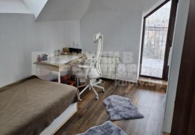 Möblierte Vierzimmerwohnung in Gardova Glava - Sofia