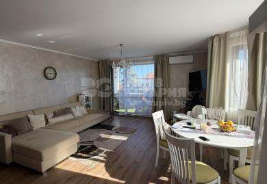 Spacious 1-Bedroom Sea-View Apartment in Gated Complex, Trakata