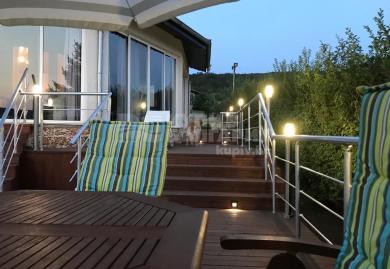 Schönes, komplett möbliertes Haus im Dorf Obrochishte, Dobritsch
