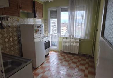 Geräumige Dreizimmerwohnung im Bezirk Banishora, Sofia