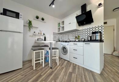 Stilvolle 2-Zimmer-Wohnung nah am Meer mit XXL-Terrasse in Sonnenstrand