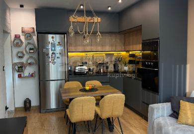 Komplett renovierte Dreizimmerwohnung neben dem North Park, Sofia