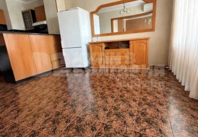 Geräumige Vierzimmerwohnung in Ovcha Kupel 1, Sofia