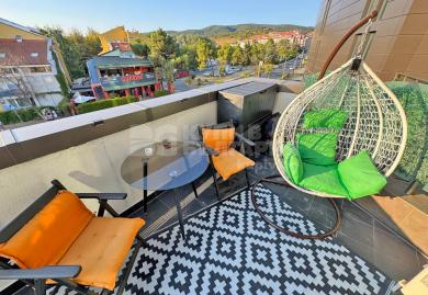 Stilvolle 2-Zimmer-Wohnung nah am Meer mit XXL-Terrasse in Sonnenstrand