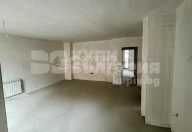 Drei-Zimmer-Wohnung hinter der Mall Bulgaria