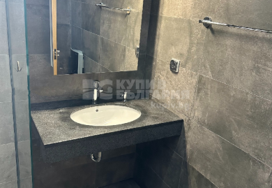 Helle und geräumige Dreizimmerwohnung in Sofia