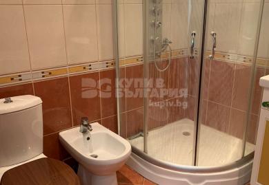Продава се многостаен апартамент с морска панорама в Гръцката махала, Варна