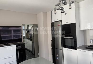 Luxuriöses Zwei-Zimmer-Apartment im Bezirk Banishora, Sofia
